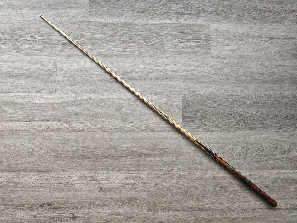 Somchai Ultimate 1 Piece Cue - 9mm titanium Tip , 17.75oz , 57"  12 splice  (Badge Number 203)