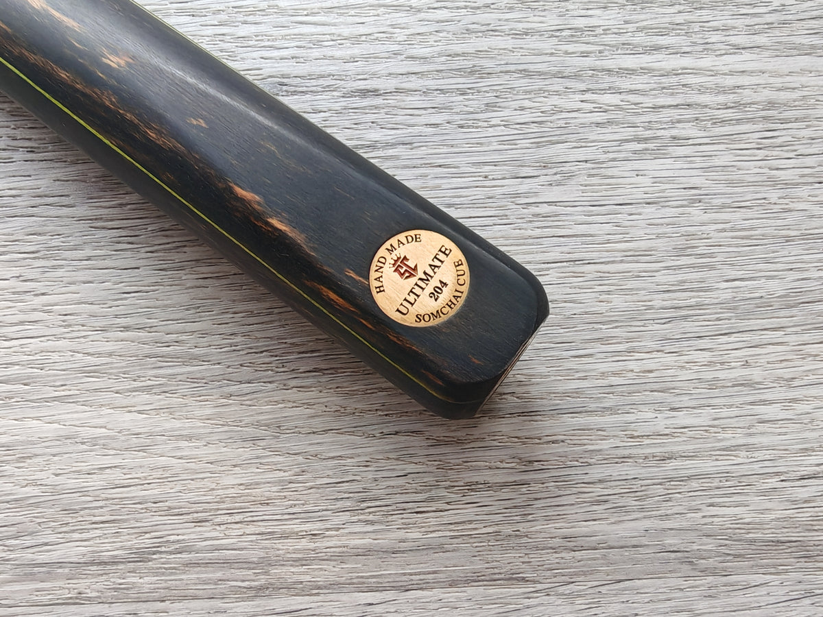 Somchai Ultimate 1 Piece Cue - 9.1mm titanium Tip , 17.75oz , 59.1"  12 splice  (Badge Number 204)