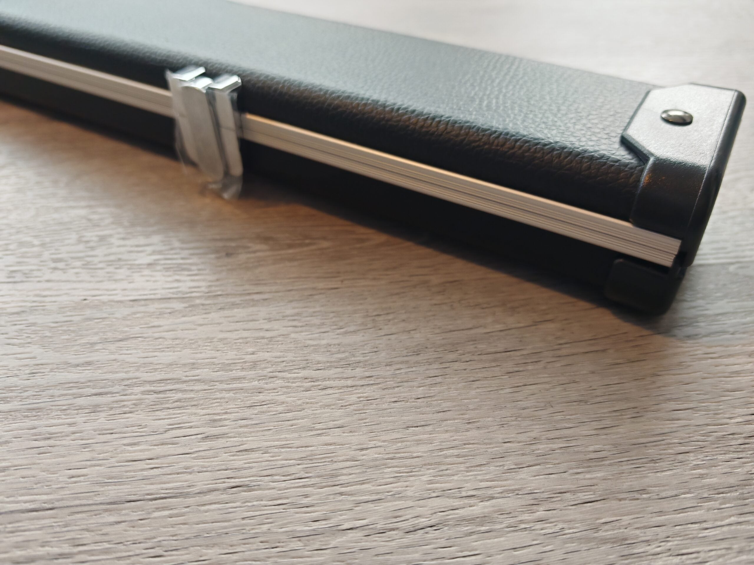 1 Piece case HALO style image 3