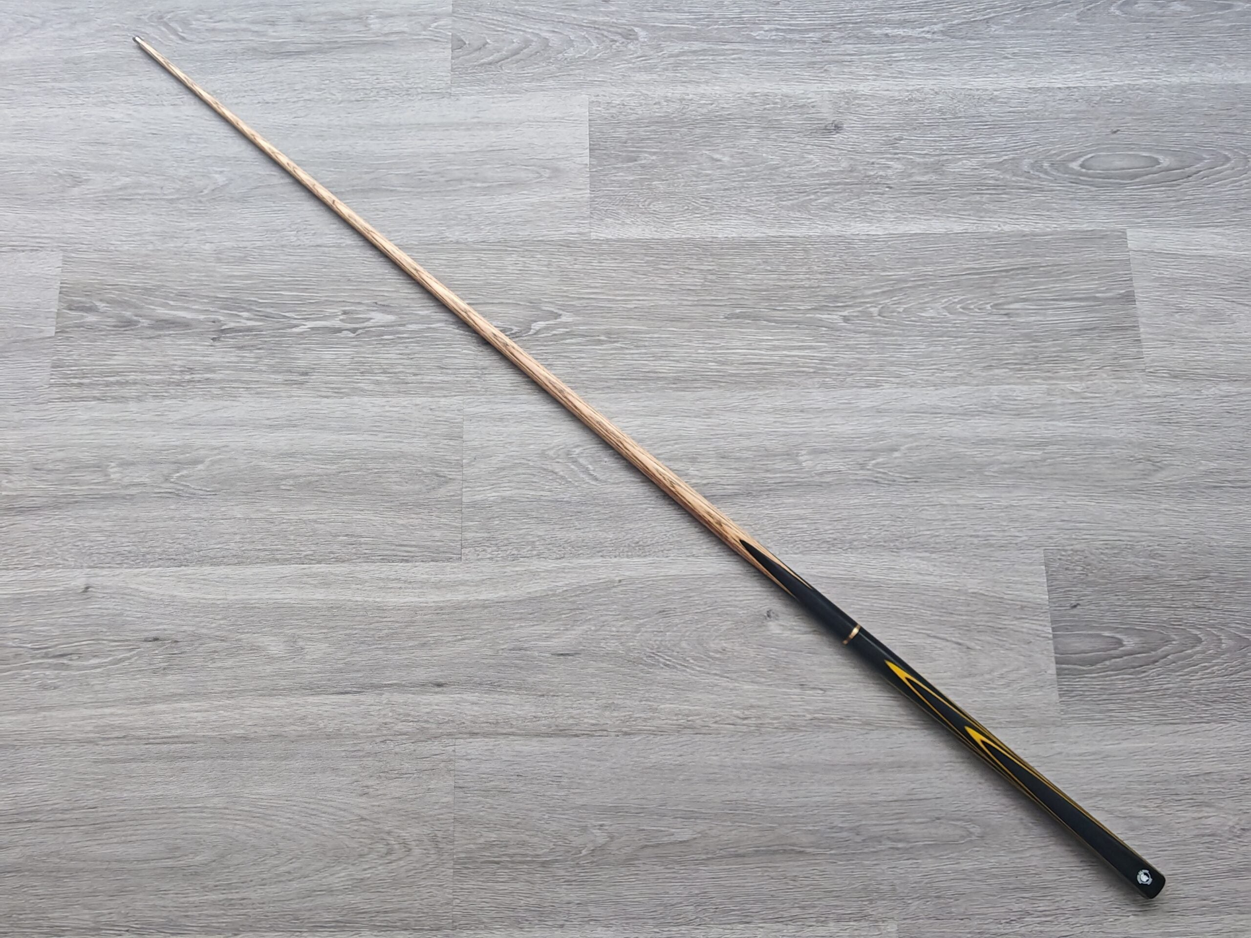 Spartan Cue Sports Ignite - 57" image 1