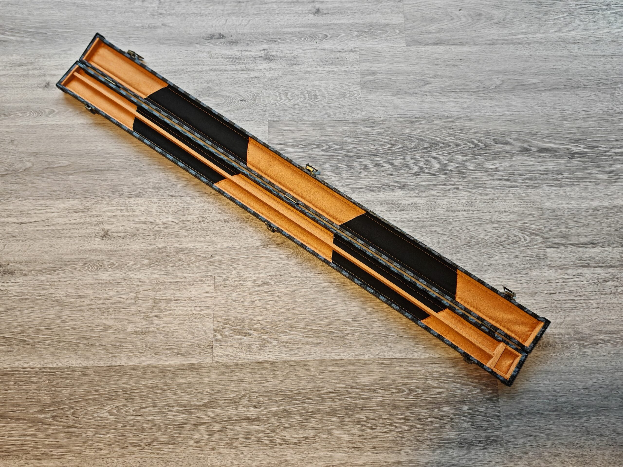 3/4 Case image 7