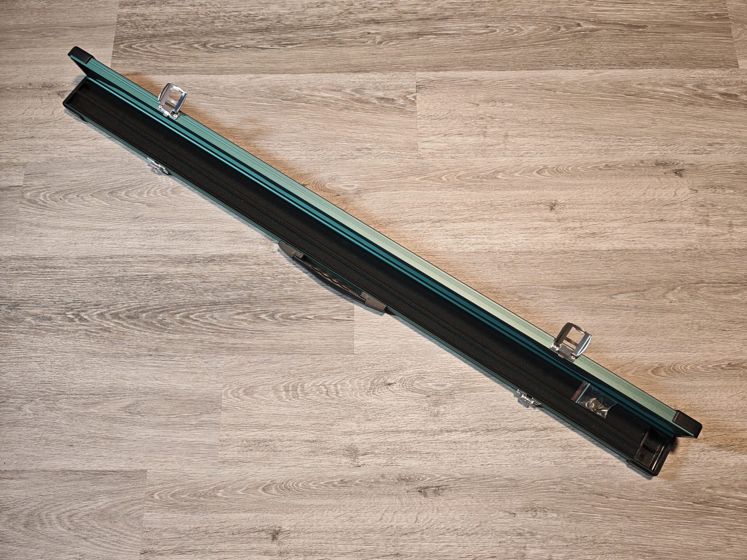 3/4 Case image 10
