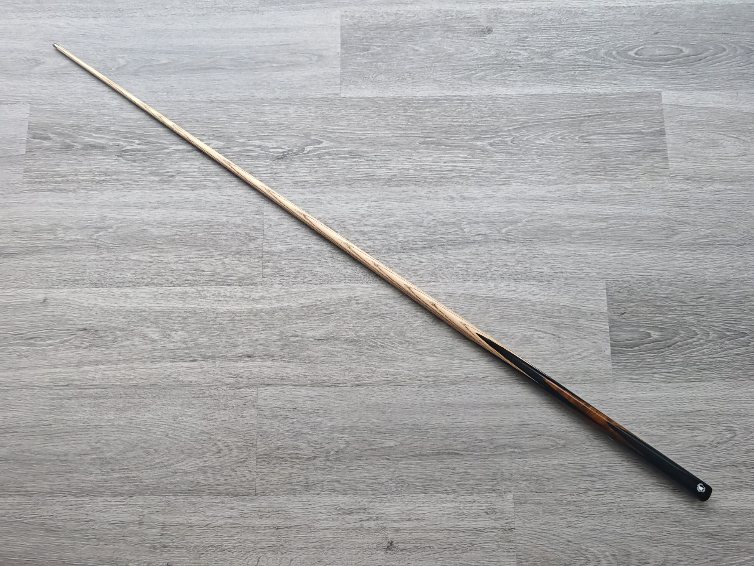 Spartan Cue Sports Ultimate - 8.5mm Tip , 17 3/4oz , 57" image 5